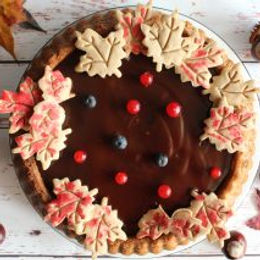 Crostata morbida speziata al ribes con ganache al cioccolato – senza lievito senza glutine e senza lattosio
