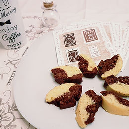 Soffice ciambella bicolore – senza glutine