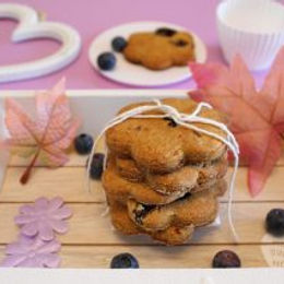 Biscotti ai mirtilli freschi e semi di lino – senza glutine e senza burro