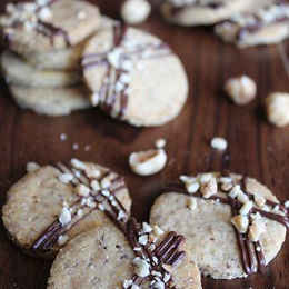 Biscotti da inzuppo alle nocciole e mandorle – senza glutine e senza lattosio