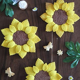 Girasoli di pasta frolla alla curcuma e cacao – senza glutine e senza burro
