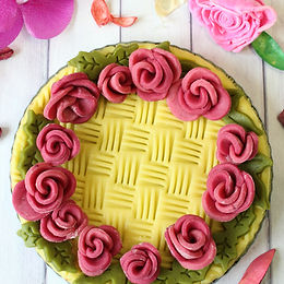 Crostata finto intreccio con roselline di frolla – senza glutine e senza burro