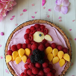 Crostata muesli pappagallo senza cottura allo yogurt e lamponi – senza glutine, senza burro e senza lattosio