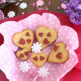 Biscotti al Fonio e polvere di Thè Chai alla barbabietola – senza glutine e senza burro