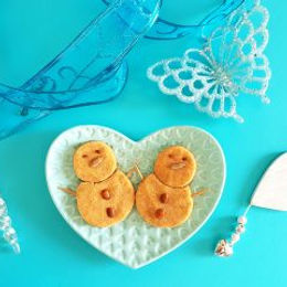 Pupazzi di neve genuini con pasta frolla arancia e cannella – senza glutine e senza burro