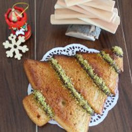 Albero di Natale soffice al limone zenzero e cannella – senza glutine e senza burro